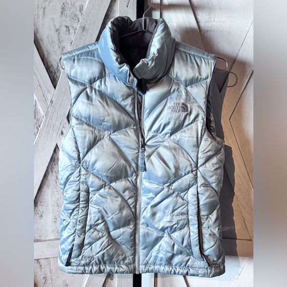 The North Face Women's Down Filled Quilted Vest - Picture 3 of 7